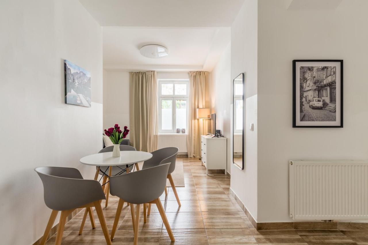 Xxxl Bed/ Free Parking/ Apartament